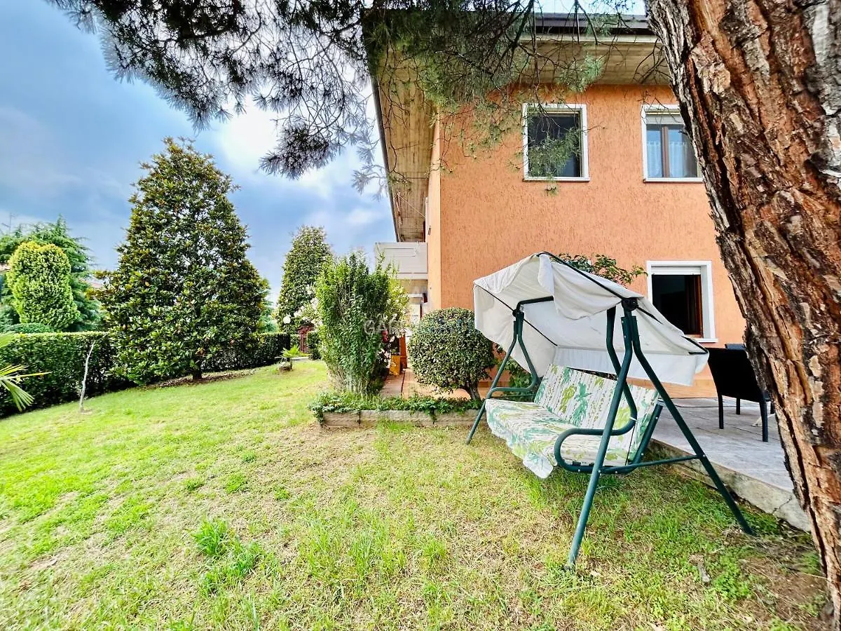 Anubi Apt-5 Min Dal Lago Di Garda-Giardino Privato Sirmione 0*,  Itália